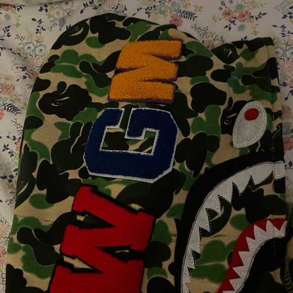 A bathing ape full zip up jacket - Picture 3 of 7